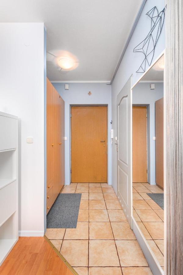 Bluszczanska 74 By Homeprime Apartmán Varšava